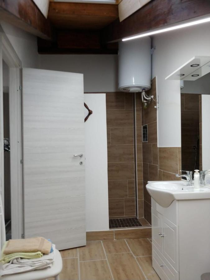 Cislago Camera Con Bagno Mirjana מראה חיצוני תמונה