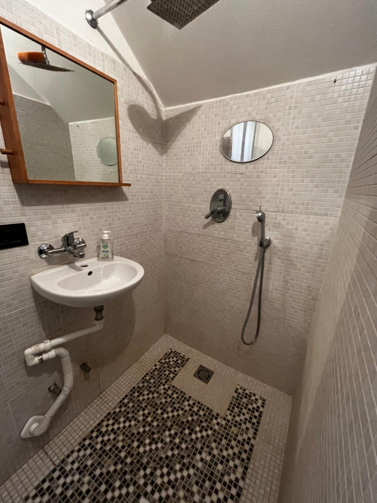 Cislago Camera Con Bagno Mirjana מראה חיצוני תמונה